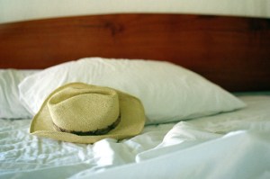 8-hat-bed