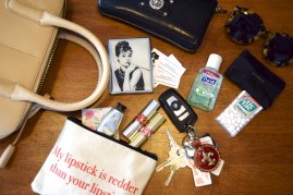 Whatsinmypurse-1024x682